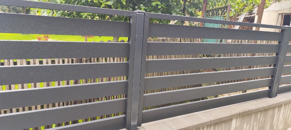Proiect gard casetat MC 75 Metallic Group